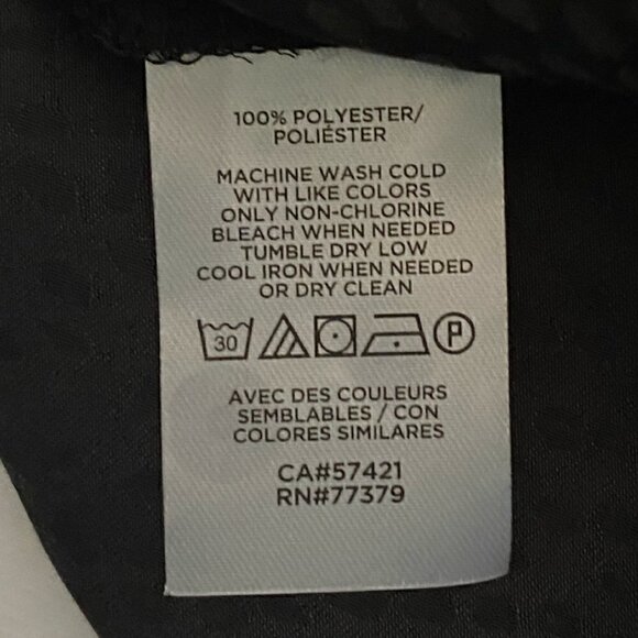 Ann Taylor flutter sleeve blouse - NWT - Picture 4 of 4